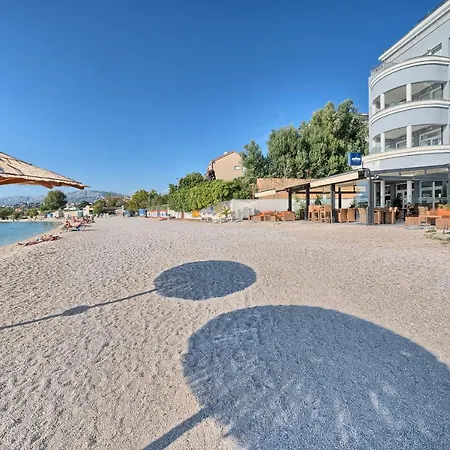 לינה וארוחת בוקר Sunset Split