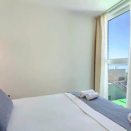 Sunset Split 3* פודסטראנה