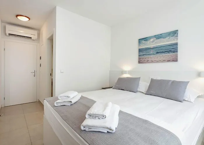 Panzió Sunset Split 3*