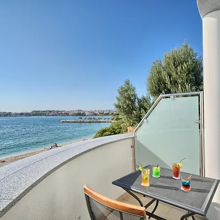 Sunset Split 3* Подстрана