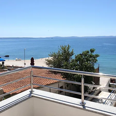 Sunset Split Bed & Breakfast 3*