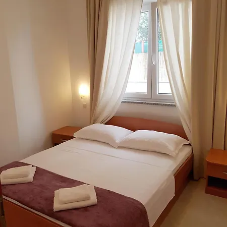 Bed & Breakfast Sunset Split 3*