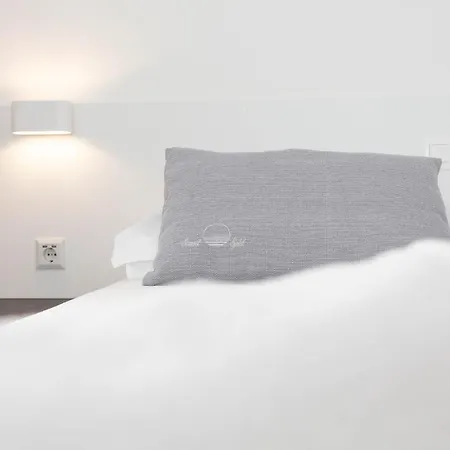 Sunset Split Bed & Breakfast Podstrana