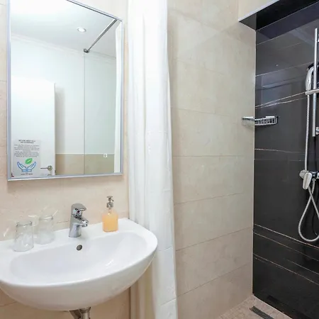 Sunset Split Bed & Breakfast