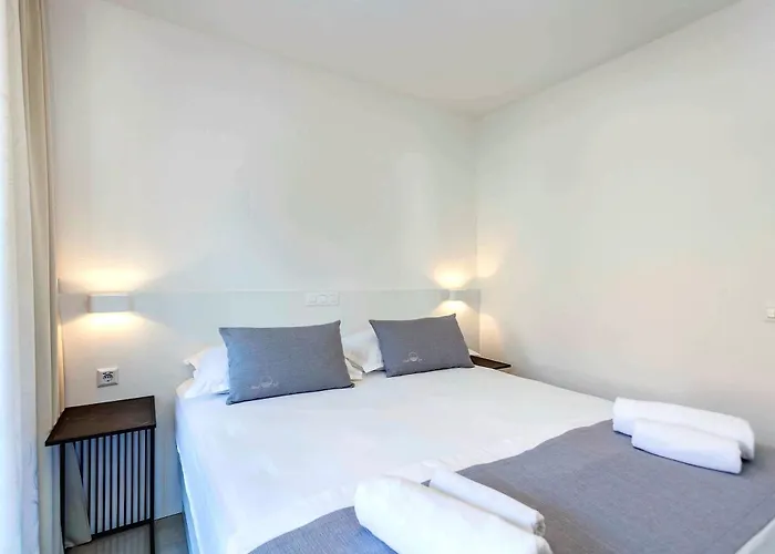 Sunset Split Bed & Breakfast Podstrana