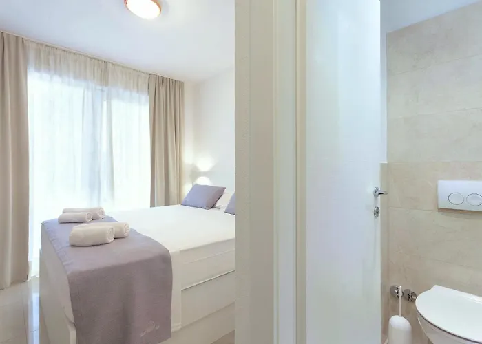 Sunset Split 3* Podstrana