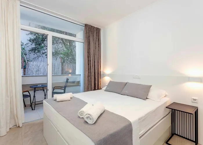 Oda ve Kahvaltı Sunset Split